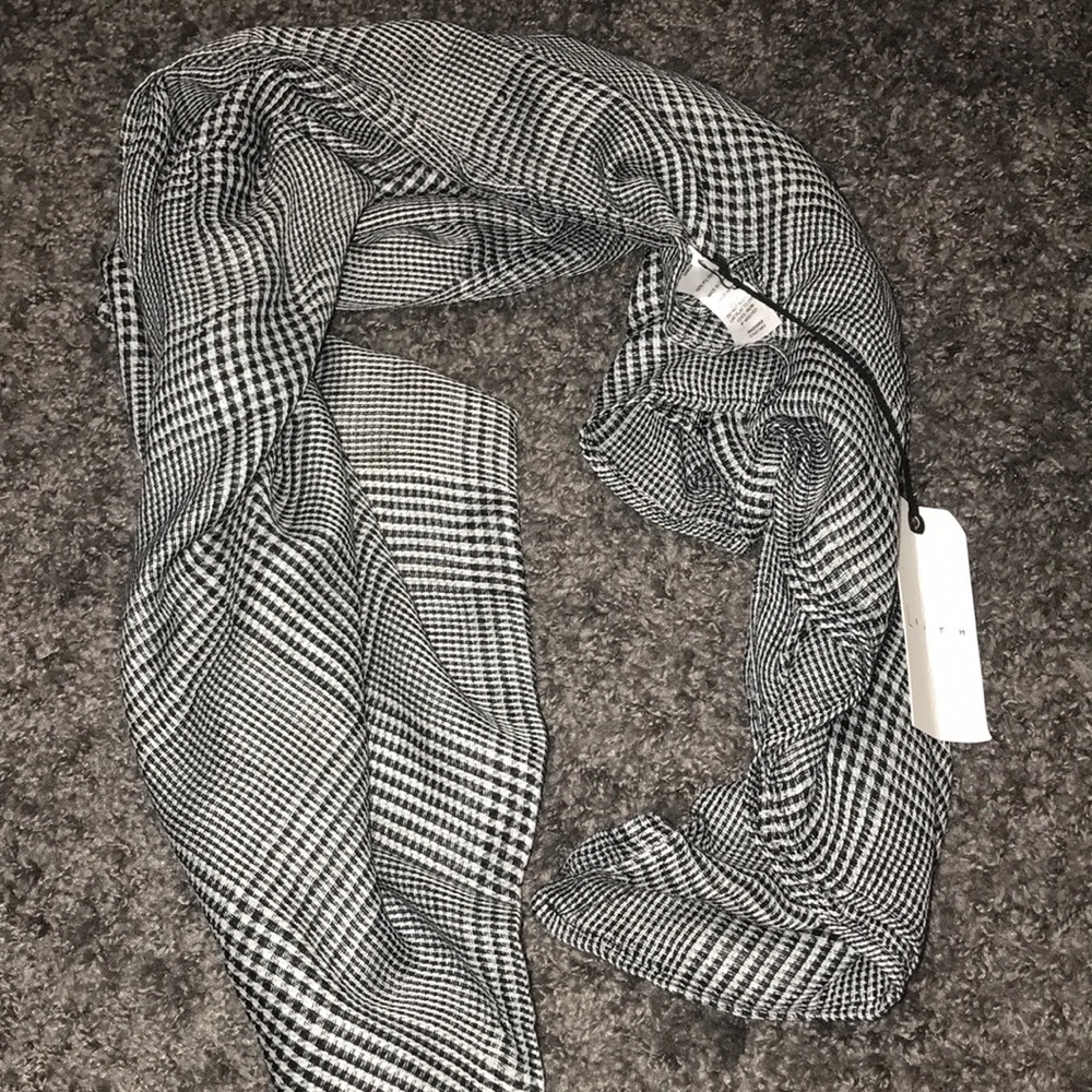Gingham Scarf